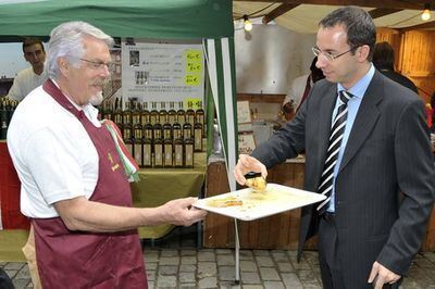 umbrisch_provenzalischer_markt_tuebingen_2009_20 (jpg)