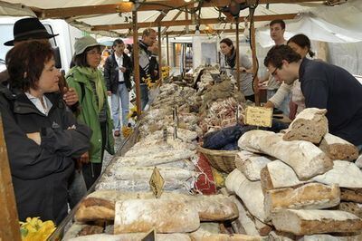 umbrisch_provenzalischer_markt_tuebingen_2009_16 (jpg)