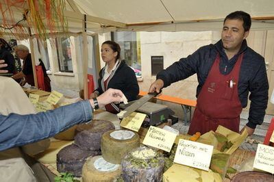 umbrisch_provenzalischer_markt_tuebingen_2009_7 (jpg)