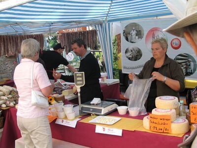 toskanischer_markt_reutlingen_september_2009_dahlhelm_13 (jpg)