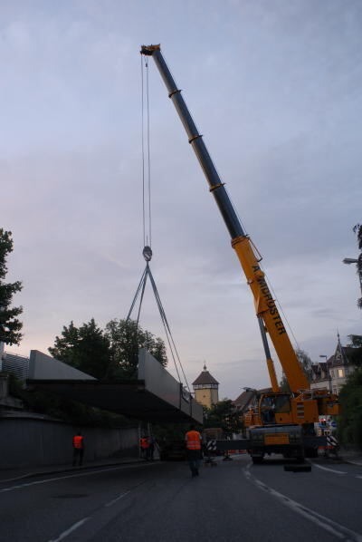 abbau_fussgaengersteg_listhalle_juli2009_22 (JPG)