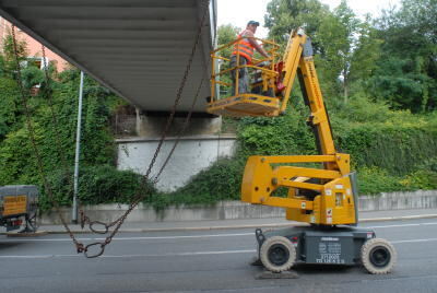 abbau_fussgaengersteg_listhalle_juli2009_17 (JPG)