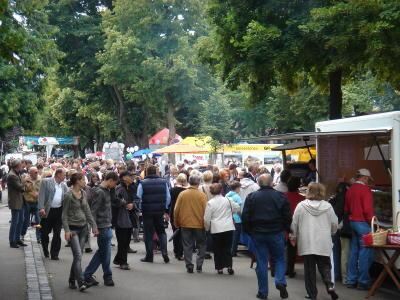 neigschmeckt_markt_19.07.09_rabe_#_9 (JPG)