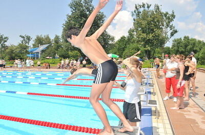 jugend_trainiert_schwimmen_juli2009_trinkhaus_19 (jpg)