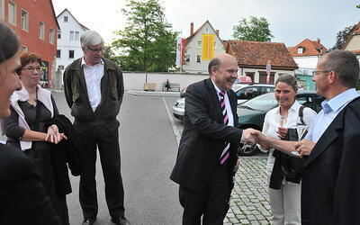 theatersommer_gomaringen_2009_valpone_trinkhaus__24 (jpg)