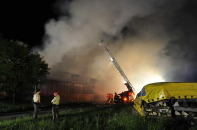 grossbrand_jettenburg_lagerhalle_juni2009_18 (jpg)