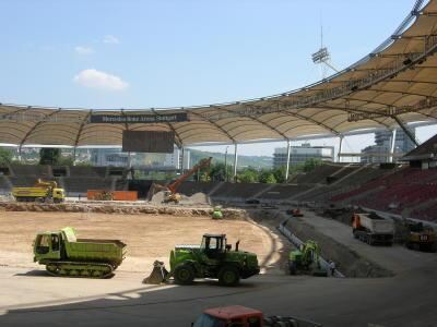 2_umbau_mercedes_arena_juni2009_4 (jpg)