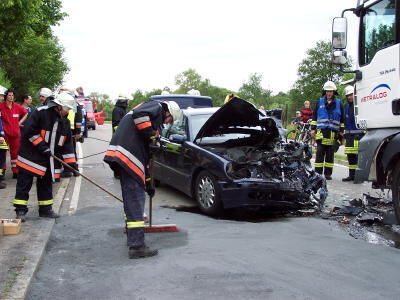 unfall_nehren_nordring_mai2009 (jpg)