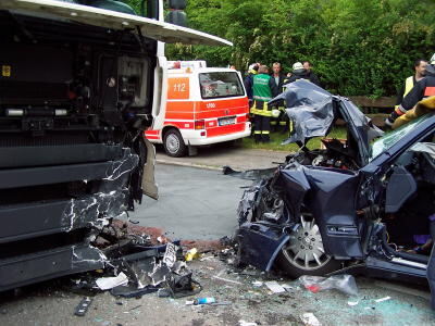 unfall_nehren_nordring_mai2009_11 (jpg)