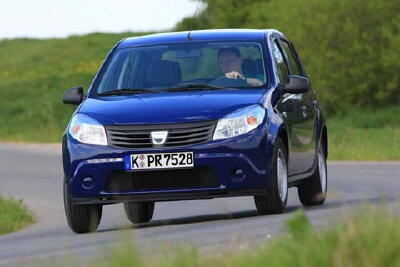 dacia_sandero_2009_2 (jpg)