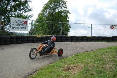 seifenkisten_und_bobbycar_rennen_wuertingen_27.06.09_pfisterer_5 (jpg)