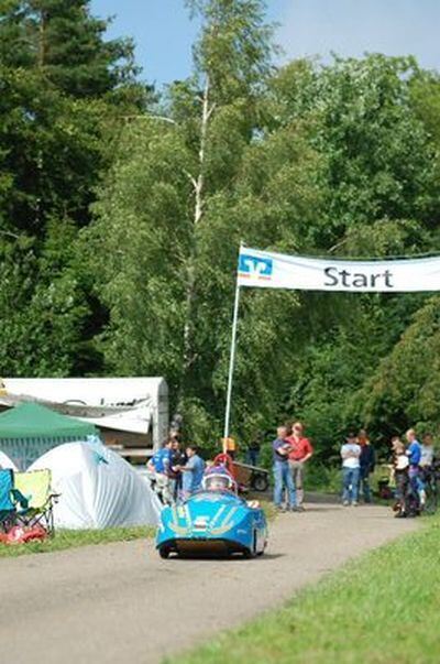 seifenkisten_und_bobbycar_rennen_wuertingen_27.06.09_pfisterer_7 (jpg)