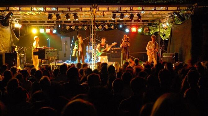 Musik auf drei Bühnen und bis zu 26 000 Besucher: Das Festival sucht noch nach einer neuen Bleibe. GEA-ARCHIVFOTO: SCHREIER