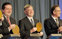 Der baden-württembergische Ministerpräsident Stefan Mappus, Bundespräsident Horst Köhler und der Vorsitzende der Geschäftsführun