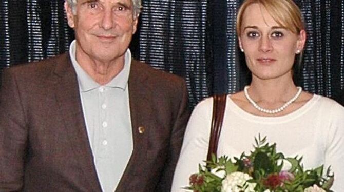 Jennifer Euler, hier mit Präsident Fritjof Eisenlohr nach ihrer Wahl in den SSV-Vorstand, hat ihr Amt niedergelegt. FOTO: BAUR