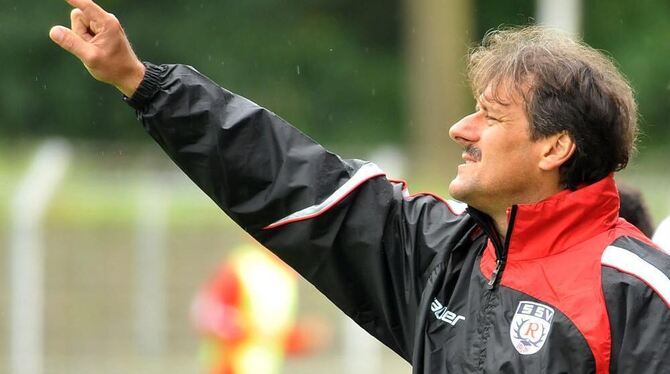 Gibt nun bei Eintracht Trier die Trainer-Kommandos: Roland Seitz.  GEA-FOTO: PACHER