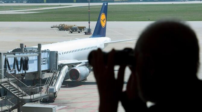 Zeitweise keine startende Maschine im Sicht auf dem Flughafen Stuttgart.