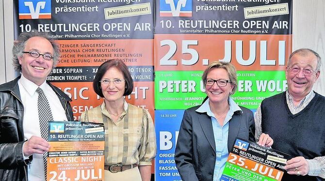 Gehen beim zehnten Reutlinger Open Air neue Wege, die Organisatoren (von links): Martin Künstner, Sybille Weitmann (Betzinger Sä