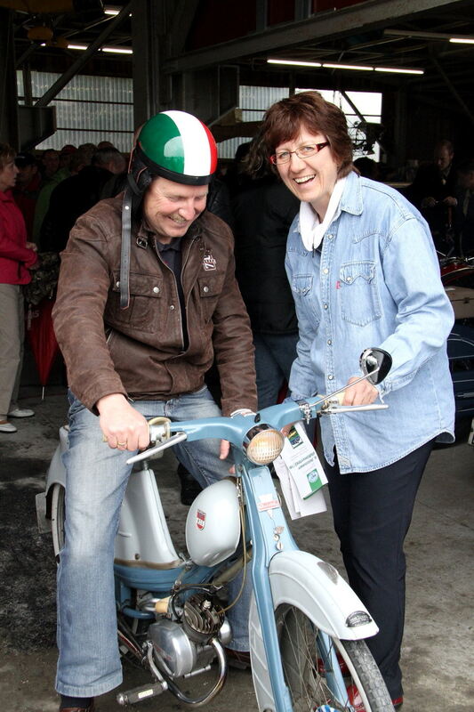 alb_oldtimertreffen_dottingen_2010_16 (JPG)