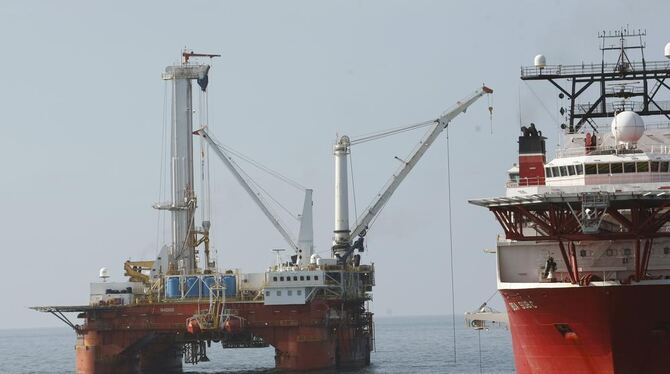 Die zwölf Meter hohe Stahlbetonglocke wurde mit Unterwasserrobotern von dieser Plattform aus an ihre Position auf dem Meeresgrun