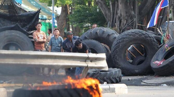 Mehrere Menschen haben bei den Unruhen in Bangkok ihr Leben verloren.