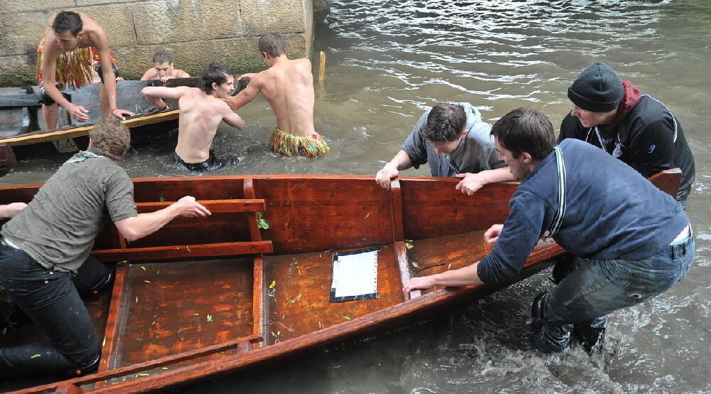 Stocherkahnrennen Tübingen 2010