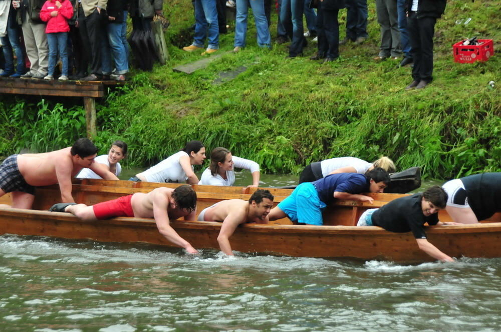 Stocherkahnrennen Tübingen 2010