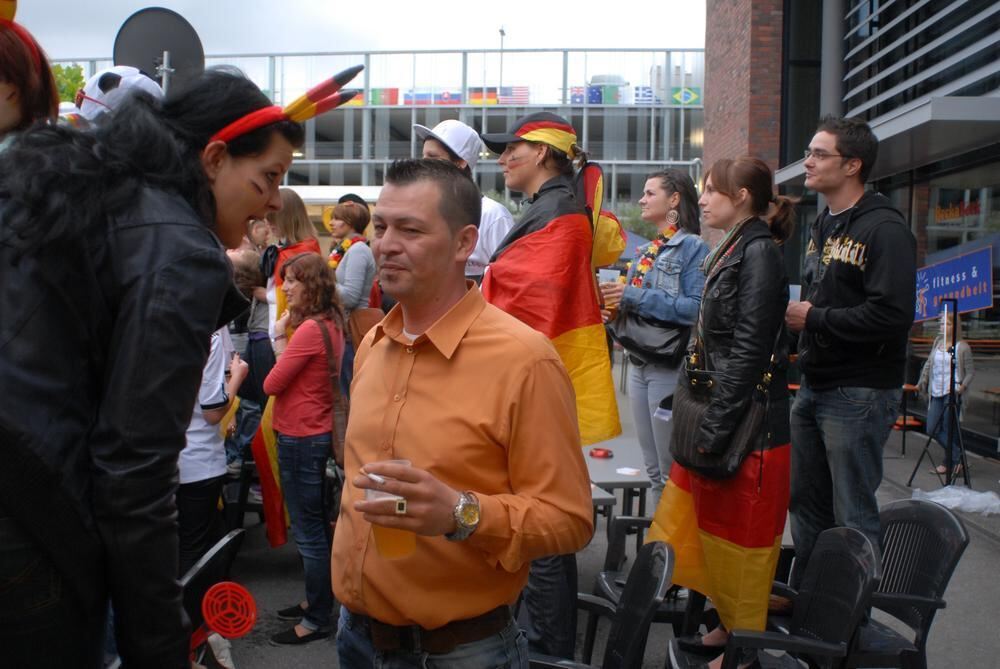 WM 2010 Deutschland - Australien Markthalle