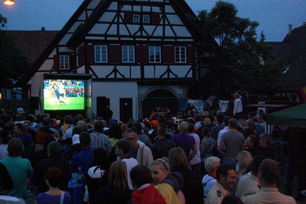 WM 2010 Deutschland - Australien Kelternplatz