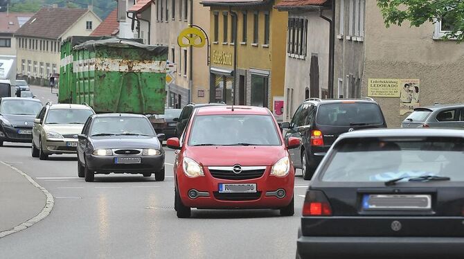 Entlang der B 312 in Unterhausen soll demonstriert werden.  FOTO: TRINKHAUS