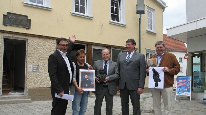 Sie freuen sich auf die Eröffnung, wenn aus Christian Friedrich Schönbeins Geburtshaus in der Reutlinger Straße 2 in Metzingen e