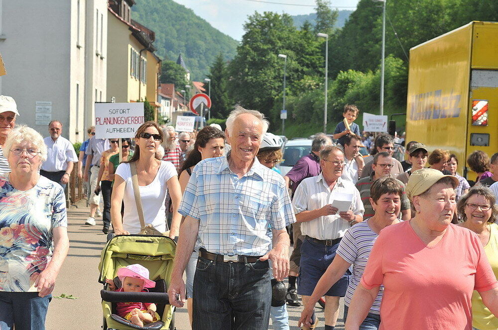 Lichtensteiner demonstrieren gegen Verkehrschaos