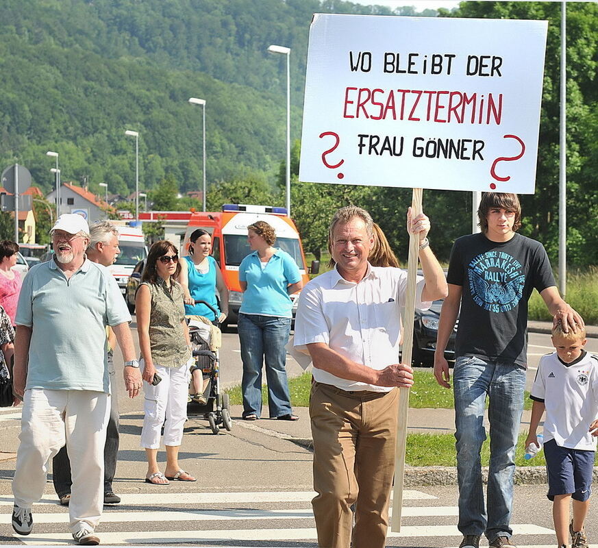 Lichtensteiner demonstrieren gegen Verkehrschaos