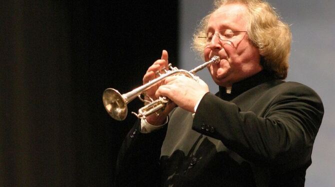 Friedrich bei seinem Auftritt mit der Philharmonie im Dezember 2007.   ARCHIVFOTO: KNAUER