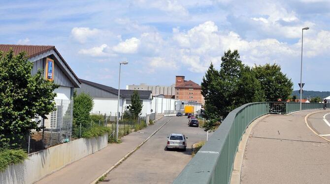 Das Gelände zwischen Föhr- und Schieferstraße von der Ost-West-Trasse aus gesehen.