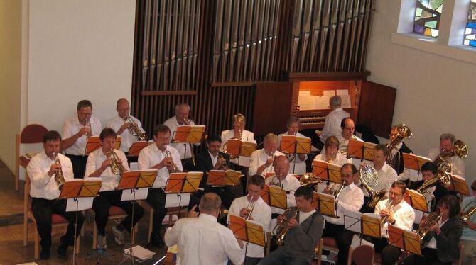 Der gemeinsame Posaunenchor Erpfingen-Willmandingen präsentierte zum 90-jährigen Bestehen des Erpfinger Ensembles ein anspruchsv