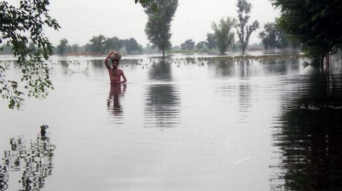 Nach Angaben von Hilfsorganisation stellt die Versorgung mit sauberem Trinkwasser das größte Problem in der Katastrophenregio