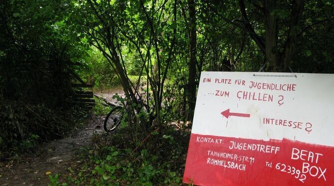 Das Schild zeigt, wo es langgeht: Im Gewann »Bühleswiesen«, durch die Durchgangsstraße von Orschel-Hagen getrennt, ist ein Romme