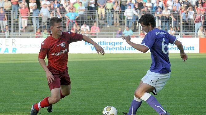 Der Hauptsponsor des SSV Reutlingen ist ausgestiegen, auch wenn sein Schriftzug noch auf dem Trikot steht: Szene aus dem Heimspi