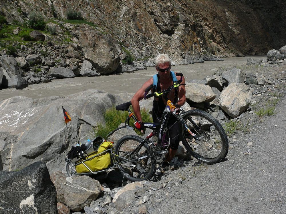 Neue Bilder aus Pakistan schickten uns am 24.08. Jürgen Straub und Gabi Schneider. FOTO: PR