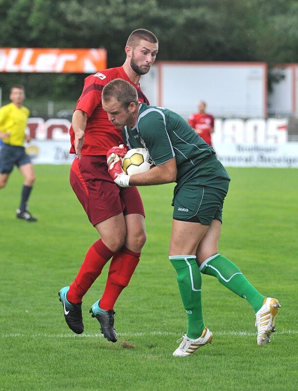 SSV Reutlingen gewinnt gegen Spvgg Neckarelz