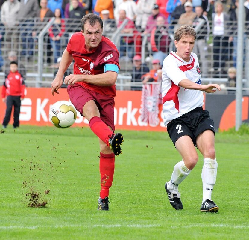 SSV Reutlingen gewinnt gegen Spvgg Neckarelz