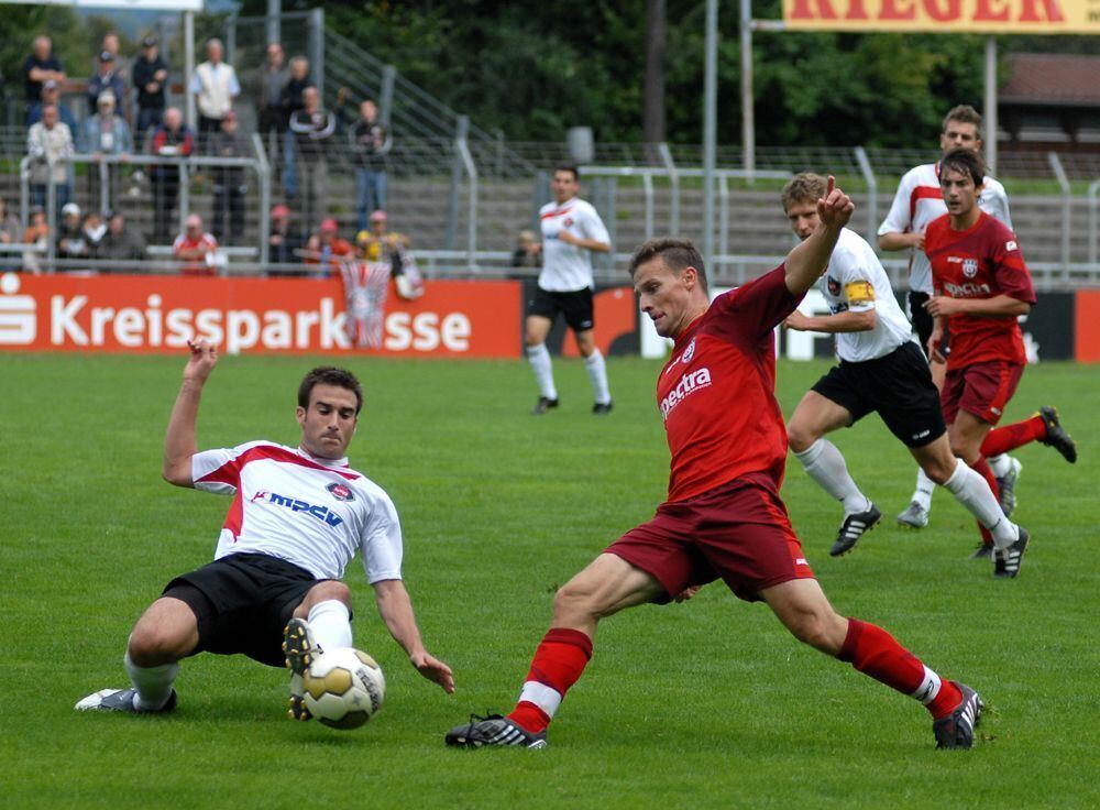 Nullfünfer gewinnen gegen Spvgg Neckarelz Foto: Thomys