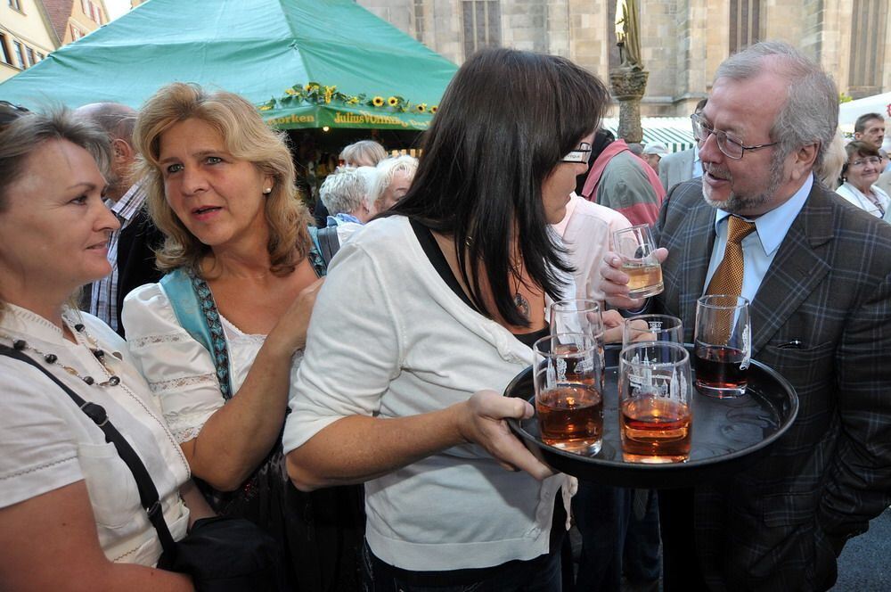 Reutlinger Weindorf ist eröffnet August 2010