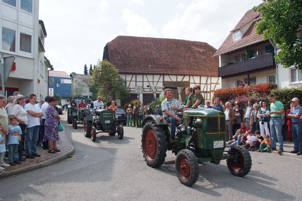 Straßenfest mit Oldtimerschau in Walddorf September 2010