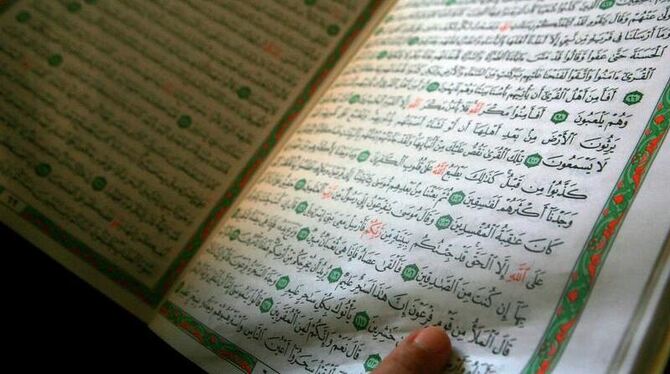 Ein aufgeschlagener Koran: Eine kleine radikale Kirchengemeinde in Florida will das heilige Buch der Muslime öffentlich verbr