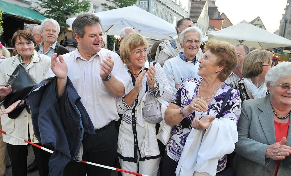 Fassrollen auf dem Weindorf 2010