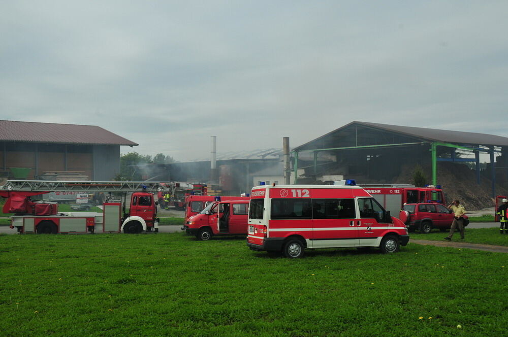 Großbrand in Ofterdinger Heulager