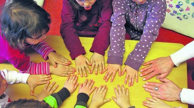 Jede Hand ist einzigartig: Dies erfuhren die Mädchen und Jungen des Sternbergkindergarten spätestens während ihres Projekts. FOT