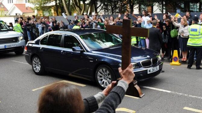 Offenbar sollte auf dem Papst in London ein Anschlag verübt werden.